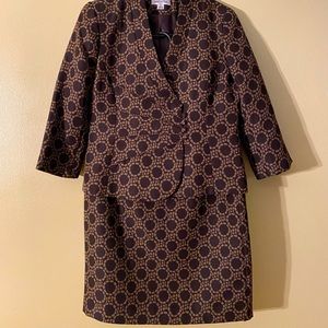 2 Piece Women’s Suit